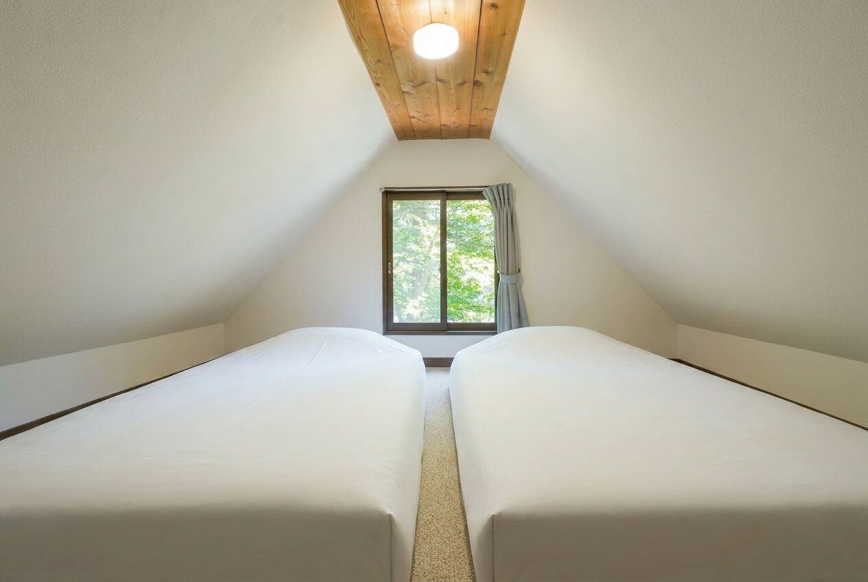 Desk, blackout curtains, free WiFi, bed sheets