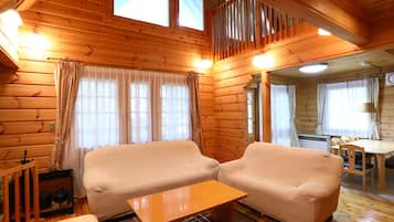 Rumah (K) | Area keluarga | TV