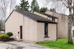 Property entrance - Coppice Cottage (Grantown-on-Spey)
