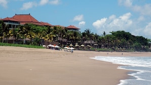 Pemandangan kota dari properti