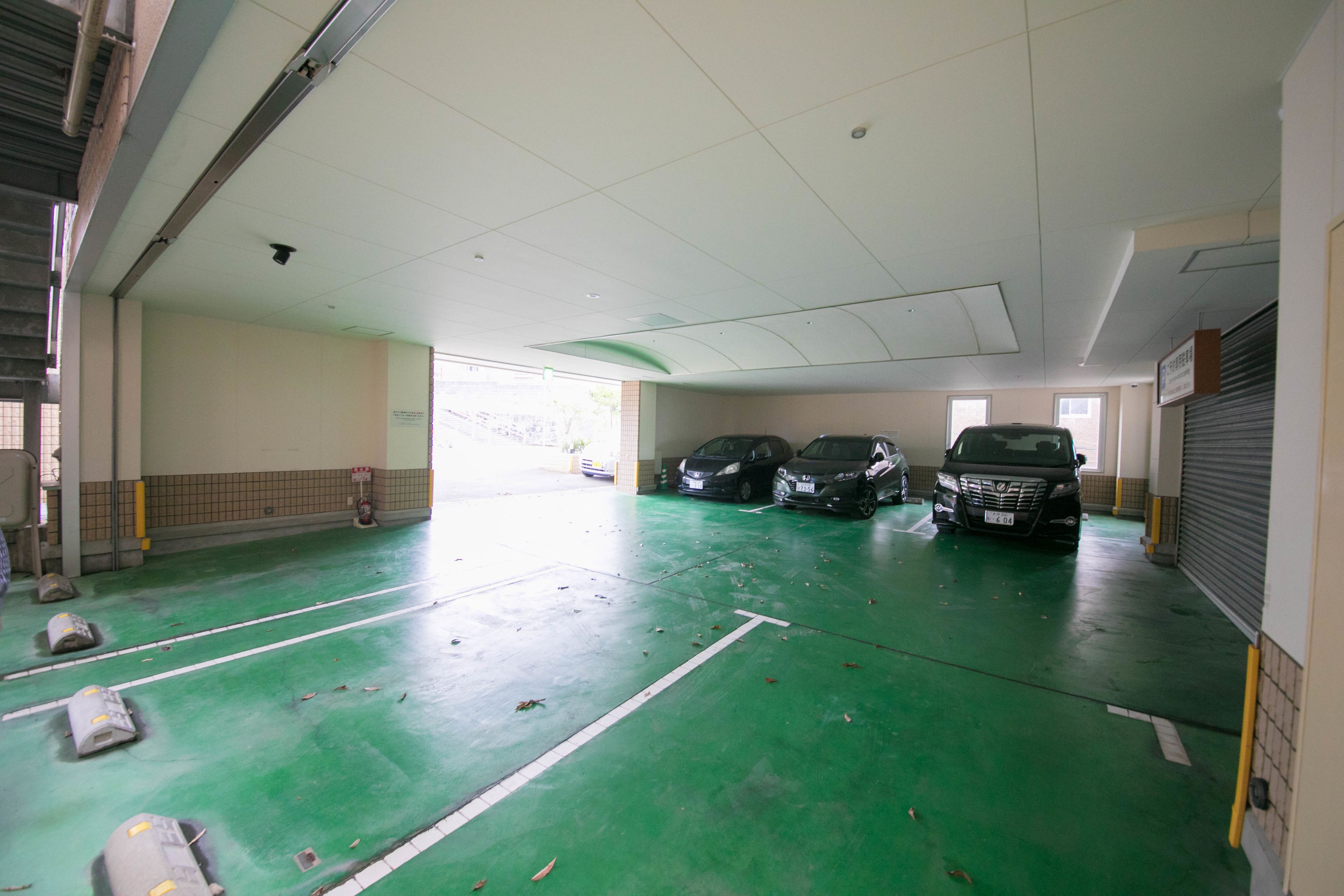 self-parking (surcharge) 1540.00 per night