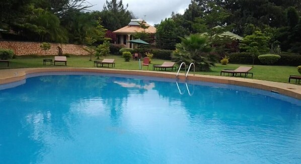 Piscina a l'aire lliure