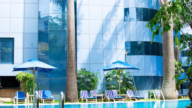 Outdoor pool - The Naura Springs Hotel (Arusha)