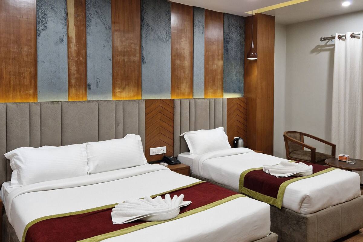 Superior Deluxe Room | خزنة داخل الغرفة وواي فاي مجانًا وملاءات أسرّة