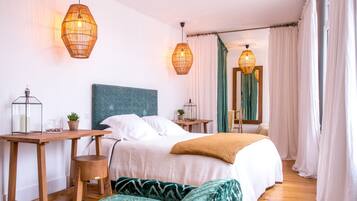 2 bedrooms, premium bedding, desk, soundproofing