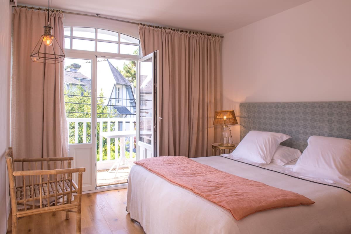 Superior-dobbeltværelse - balkon | 2 soveværelser, premium-sengetøj, skrivebord, lydisolering