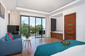 Premium bedding, memory-foam beds, individually decorated - Ocean Luxury Villas Danang (Da Nang)