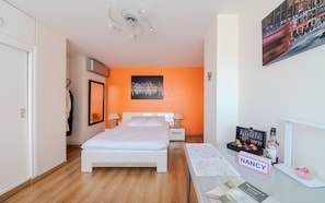 Superior-Doppelzimmer, 1 Doppelbett, eigenes Bad (Spacieuse)