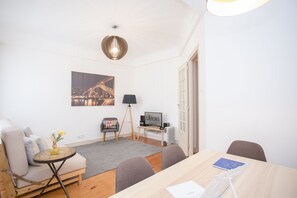 Apartment, 3 Bedrooms | Living room | Flat-screen TV - Liiiving in Porto Light Spacious Apartment (Porto)