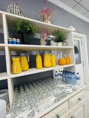 Dagelijks ontbijtbuffet (toeslag)