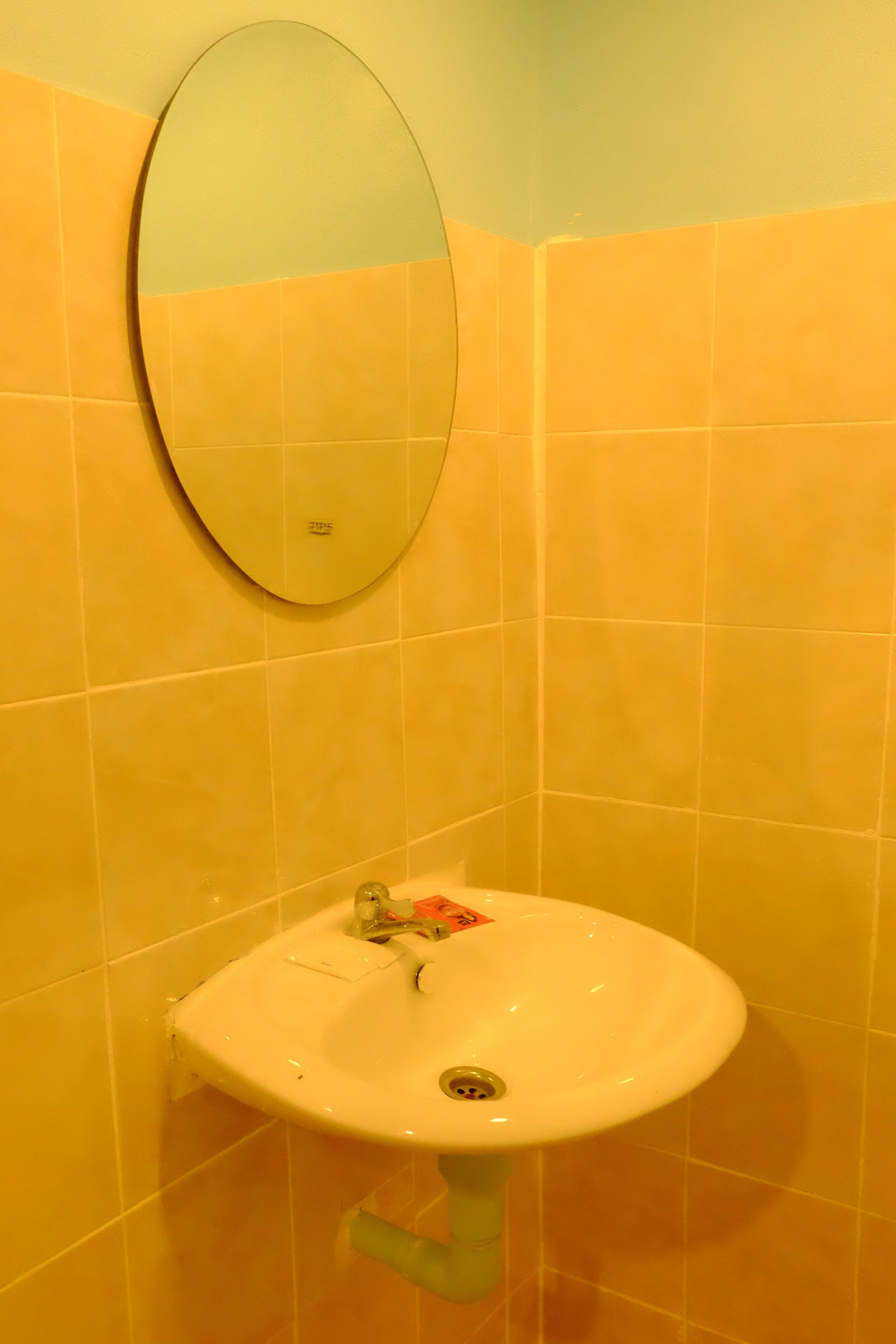 standard room | room amenity