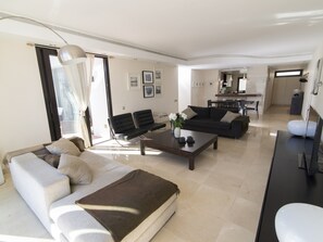Apartment, 2 Bedrooms, Harbor View | Living room | Flat-screen TV - Paradise at Puerto Banus (Marbella)