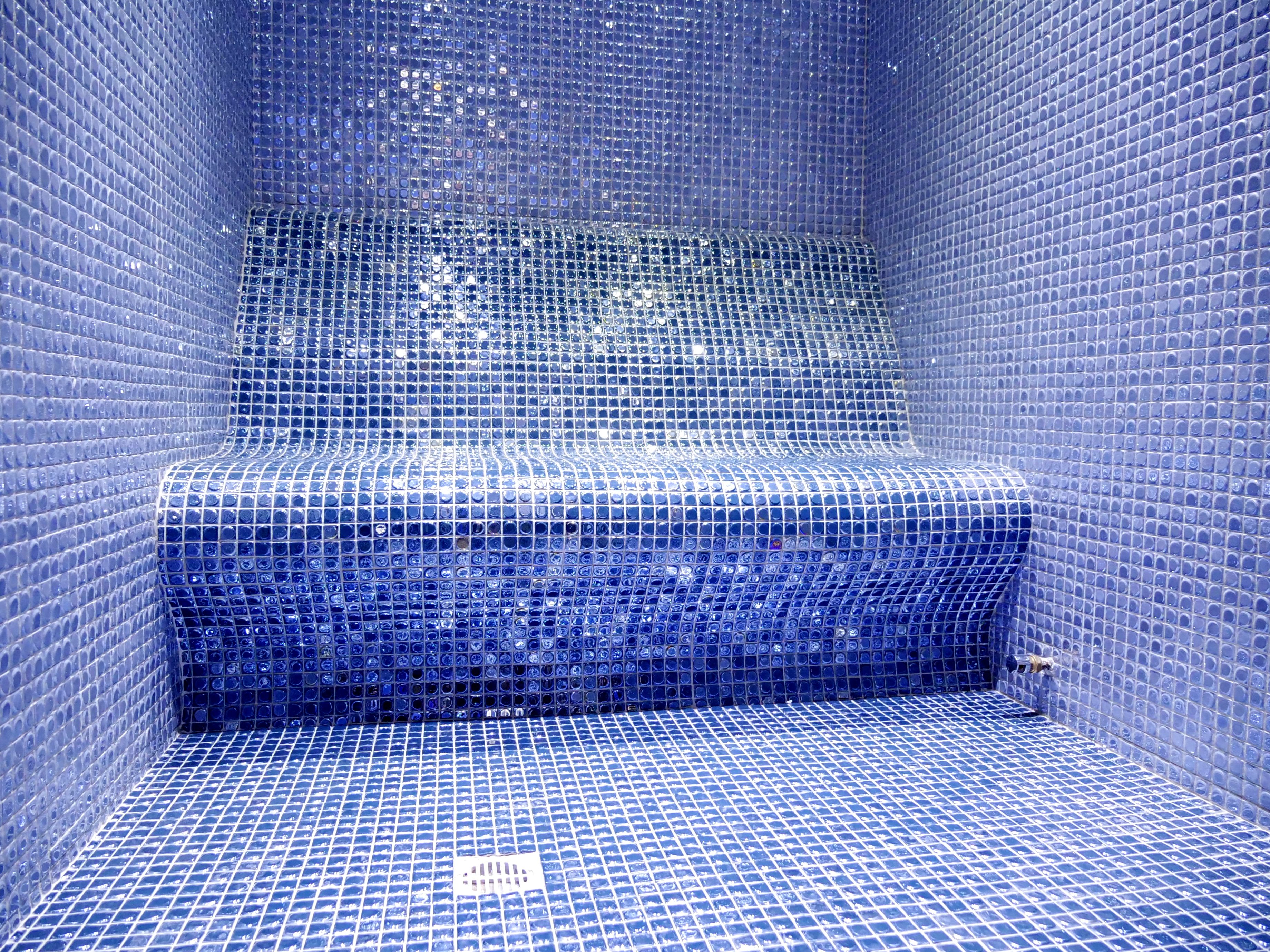 sauna, hot tub, steam room, body treatments, body wraps, body scrubs