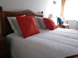 Double or Twin Room | In-room safe, desk, soundproofing, cribs (surcharge) - Casa da Noquinhas (Murtosa)