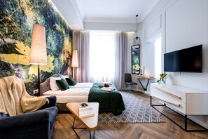 Deluxe Studio Suite