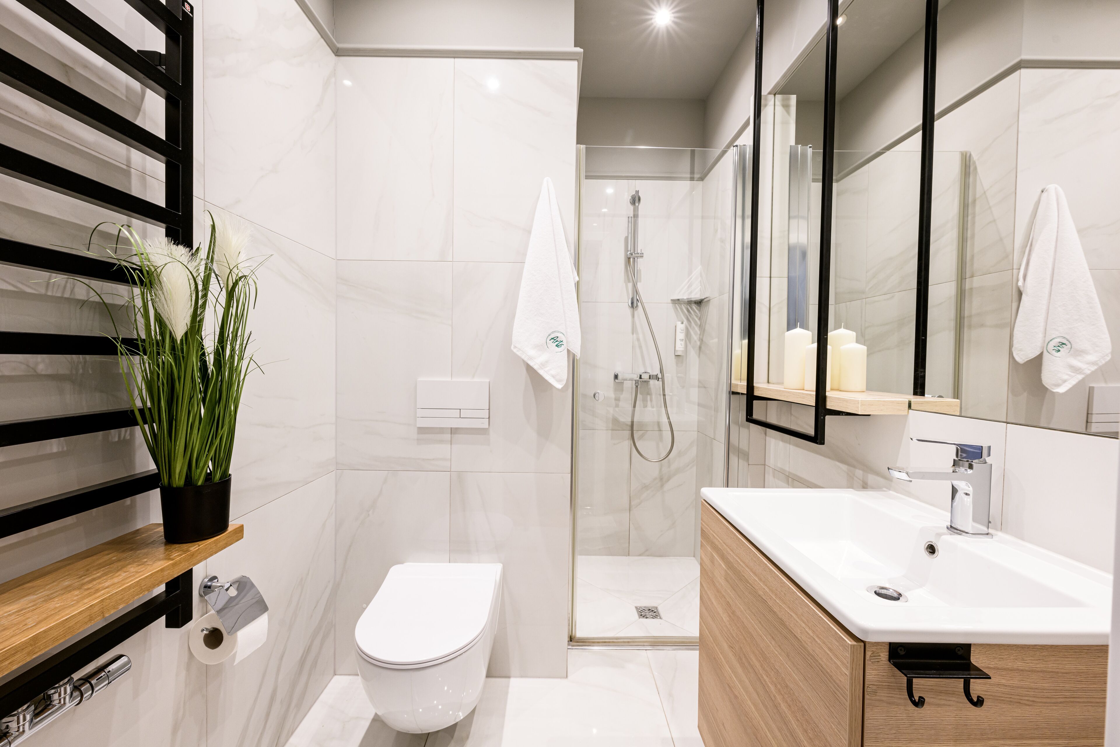 高级公寓, 1 间卧室, 阳台, 城市景观 | 浴室 | 吹风机、毛巾、肥皂、洗发水