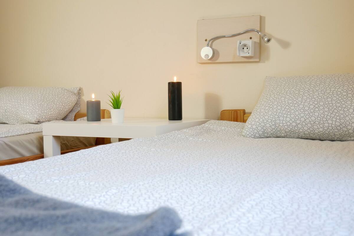 Shared Dormitory, Women only, Shared Bathroom (max. 4 persons) | In-room safe, WiFi (free)