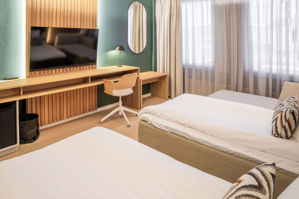 Deluxe-værelse med 2 enkeltsenge | 1 soveværelse, skrivebord, strygejern/strygebræt, gratis Wi-Fi