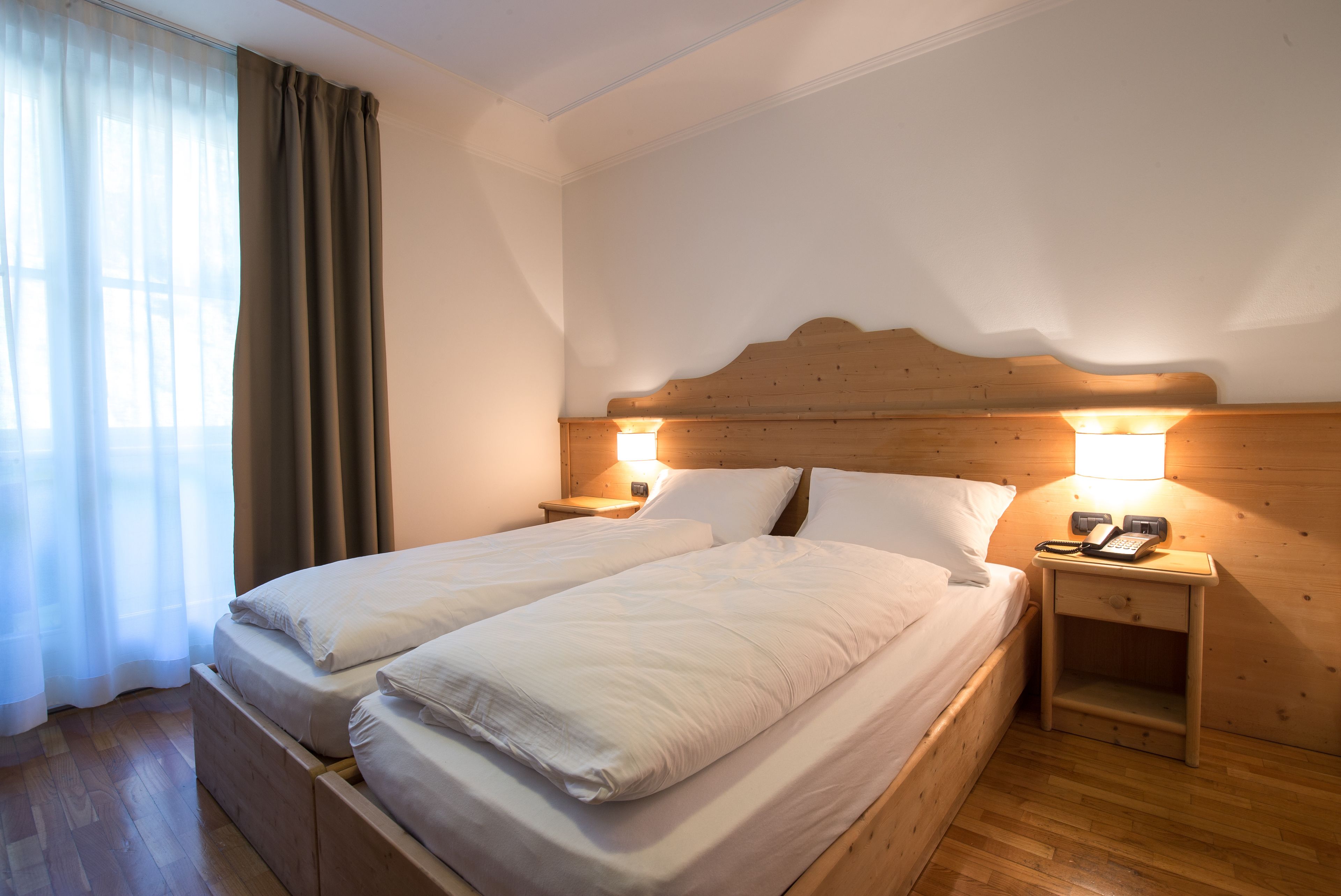 standard double or twin room | in-room safe, desk, blackout curtains, soundproofing