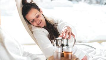 Ruang perawatan pasangan, pemandian Turki/hammam, dan perawatan tubuh