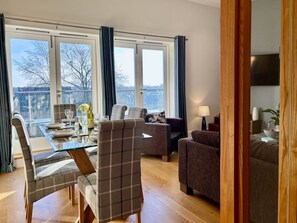 Luxury Penthouse, 2 Bedrooms, Balcony | Living area | 43-inch Smart TV with digital channels, Netflix, heated floors - Your Space Apartments - The Hamilton's (Cambridge)