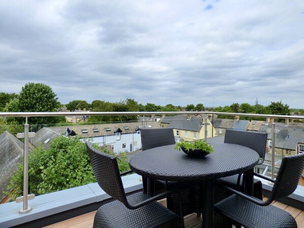 Duplex, 2 Bedrooms, Balcony | Balcony - Your Space Apartments - Jubilee House (Cambridge)