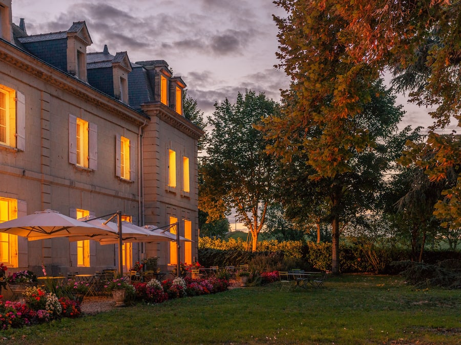 Front of property – evening/night