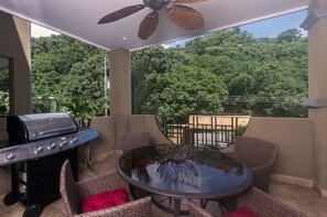 Premium Apartment, 2 Bedrooms, 2 Bathrooms | 1 bedroom, premium bedding, in-room safe, iron/ironing board