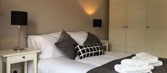 Great Location 2 Bed West End Flat