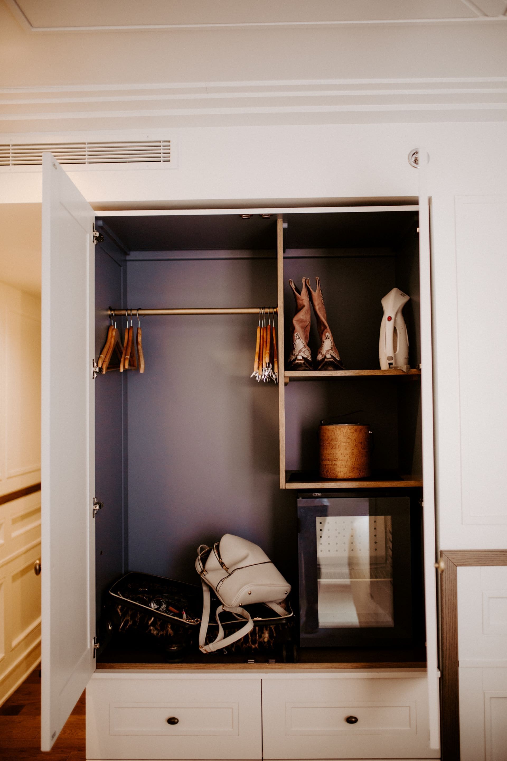 premium bedding, in-room safe, desk, blackout curtains