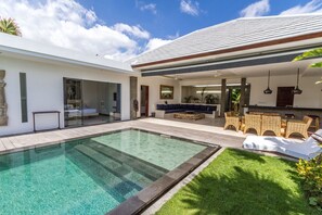 Piscina externa