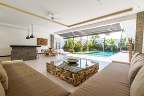 Family Villa, 3 Bedrooms, Non Smoking, Pool View | Living area