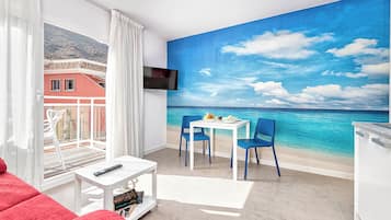 Superior-Apartment | 1 Schlafzimmer, hochwertige Bettwaren, Daunenbettdecken, Zimmersafe