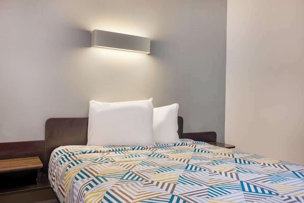 Minibar, kostenloses WLAN, Bettwäsche