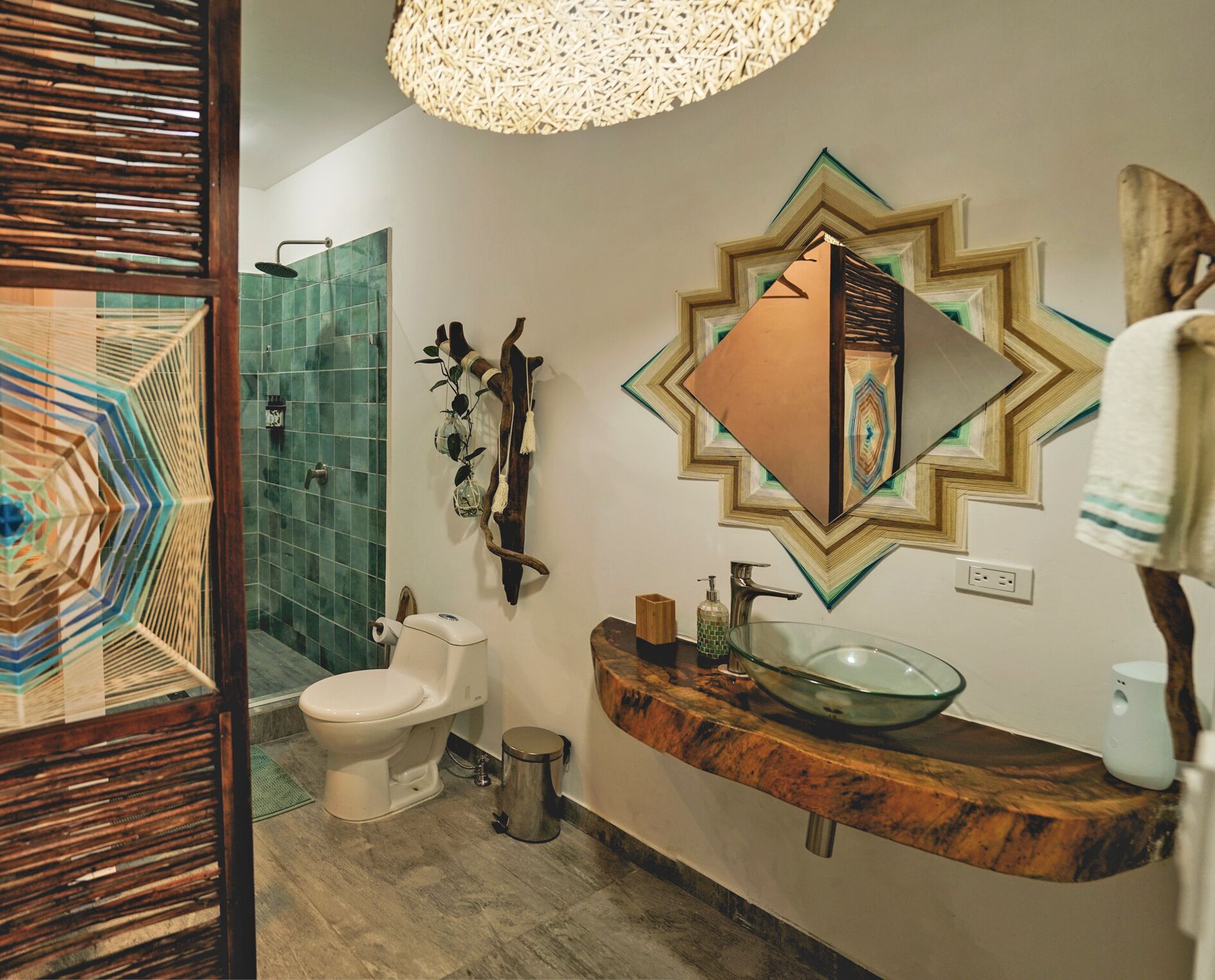 design studio suite, 1 queen bed, ocean view | bathroom | shower, rainfall showerhead, eco-friendly toiletries, towels