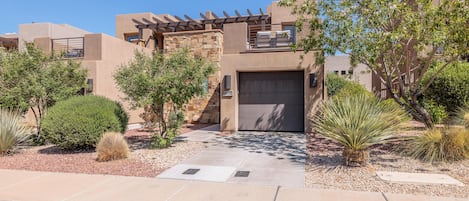 House, Multiple Beds, Pool View (Snow Canyon Escape) | Exterior