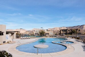 House, Multiple Beds, Pool View (Greenwind) | Pool