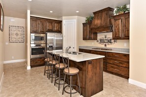 House, Multiple Beds, Pool View (Greenwind) | Private kitchen | Full-size fridge, microwave, oven, stovetop