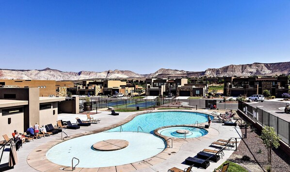House, Multiple Beds, Pool View (Greenwind) | Pool