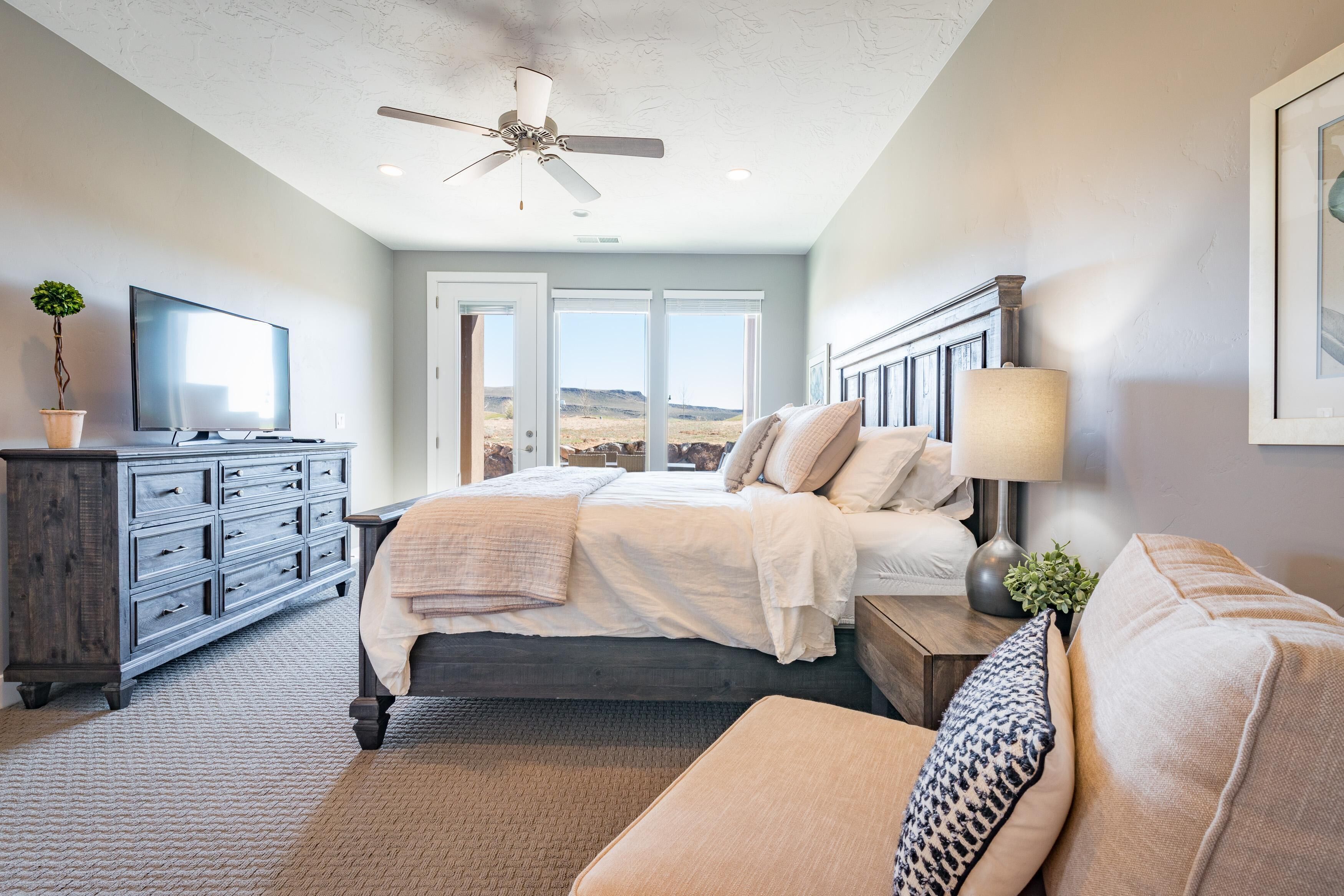 House, Multiple Beds, Golf View (Snow Canyon Sunrise) | 4 bedrooms, iron/ironing board, free WiFi, bed sheets