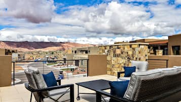 House, Multiple Beds, Golf View (Snow Canyon Sunrise) | Property grounds