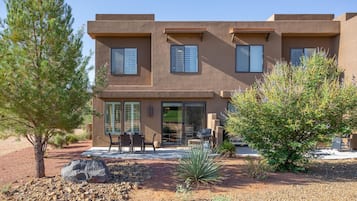 House, Multiple Beds, Pool View (Life's Good) | Exterior