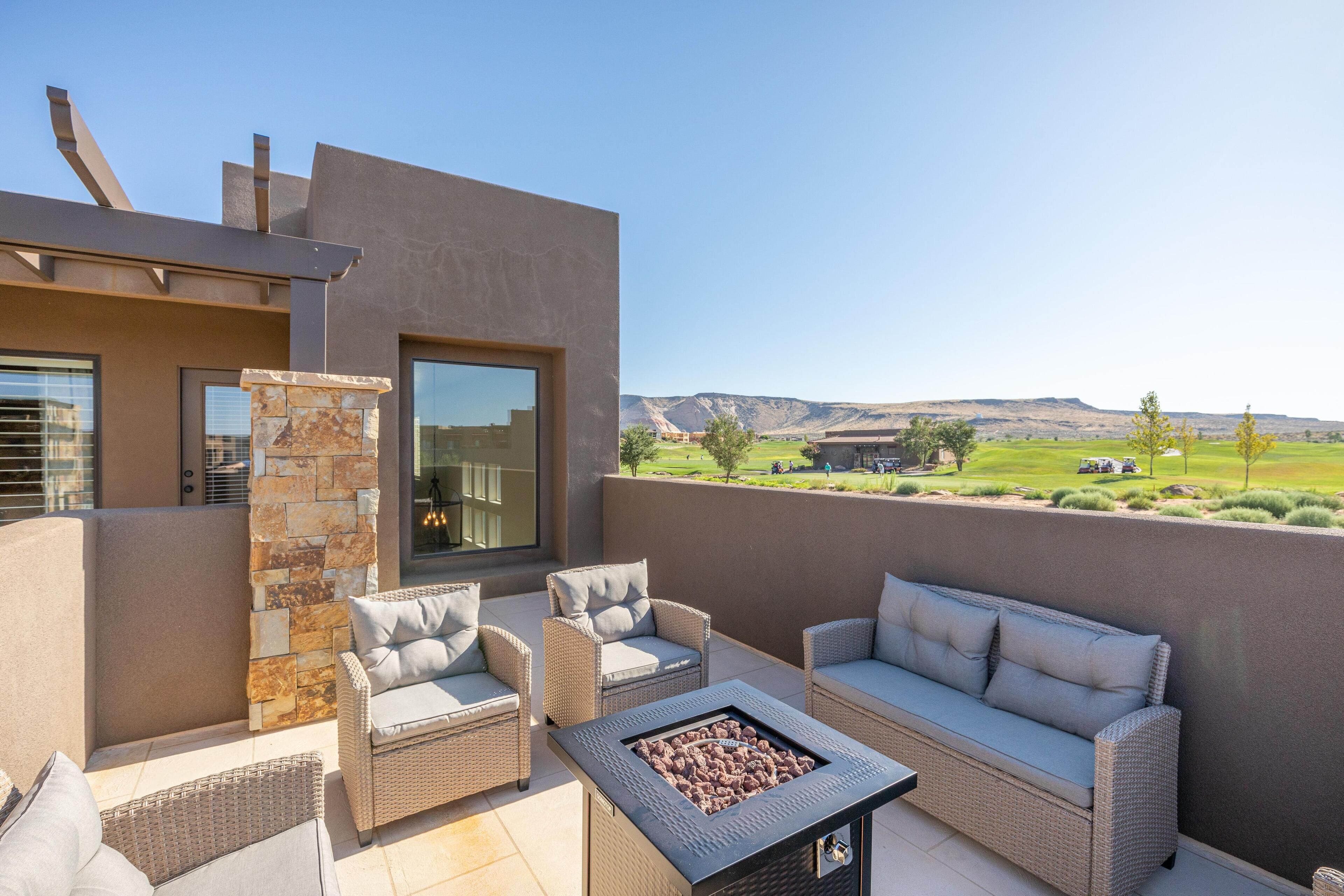 House, Multiple Beds, Golf View (Life's Good) | Property grounds