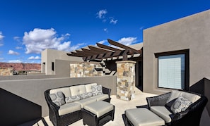 House, Multiple Beds, Golf View (Another Day In Paradise) | Terrace/patio