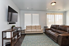 House, Multiple Beds, Desert View (Desert Cool) | Living area | Flat-screen TV, DVD player - Desert Cool (St. George)