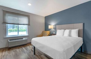 Estudio estándar, para no fumadores, refrigerador y microondas | Escritorio, espacio para trabajar con laptop y wifi gratis