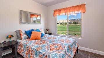 House, Multiple Beds, Mountain View (Fairway Oasis) | 4 bedrooms, iron/ironing board, free WiFi, bed sheets