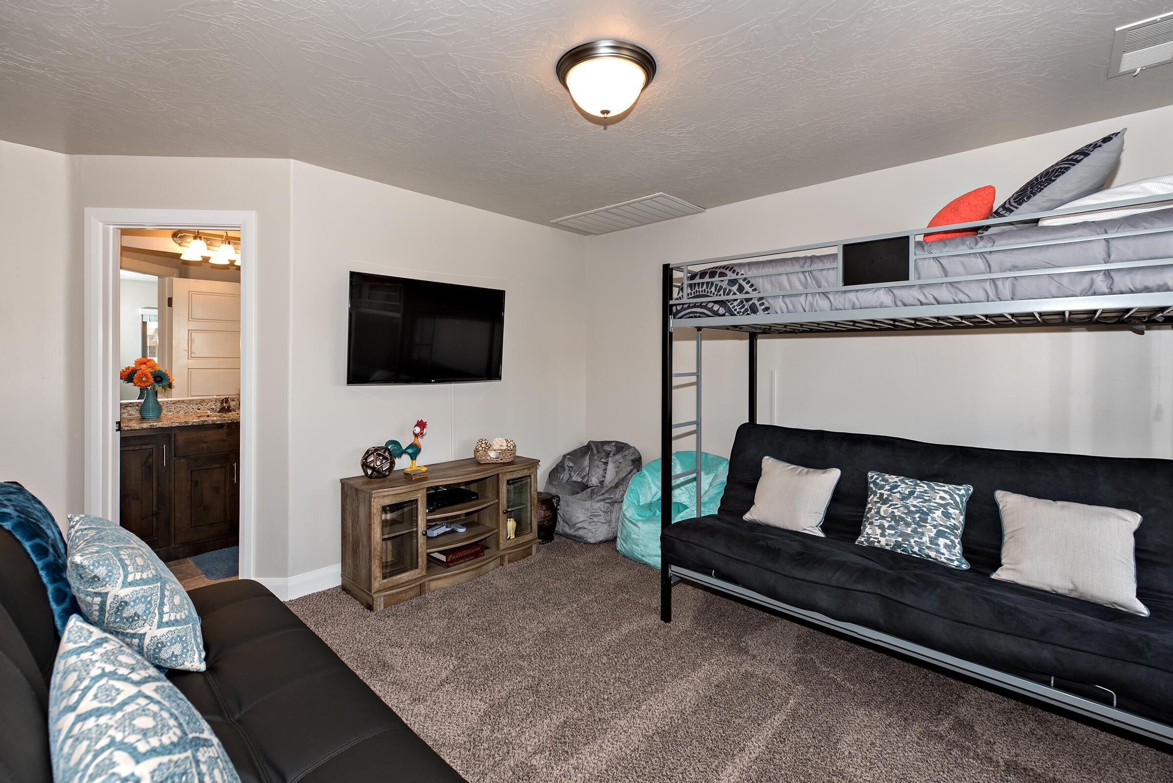 House, Multiple Beds, Mountain View (Fairway Oasis) | Living area | Flat-screen TV, DVD player