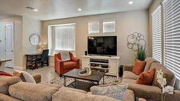 House, Multiple Beds, Mountain View (Red Cliff Sunset) | Living area | Flat-screen TV, DVD player