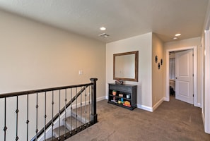 Townhome, Multiple Beds, Mountain View (Red Cliff Sunset) | Interior